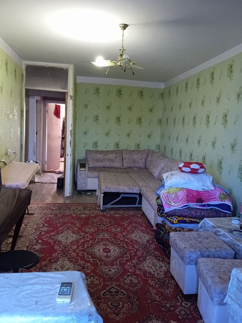 Продается квартира.2 комнатная . 23000$ договоримся