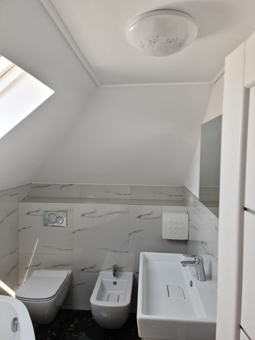 Construcții case de la zero , amenajari interioare si exterioare