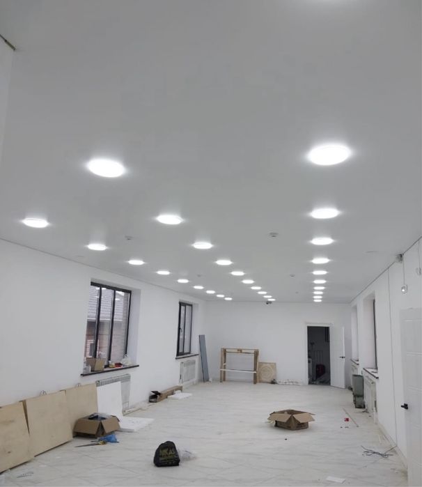 Бригада , ремонт стяжка  наливной обой штукатурка шпаклевка и т.д