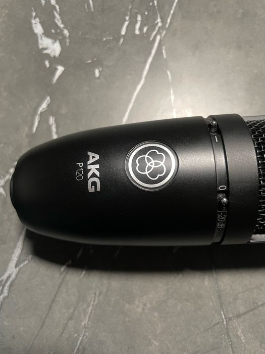 Микрофон Akg p120