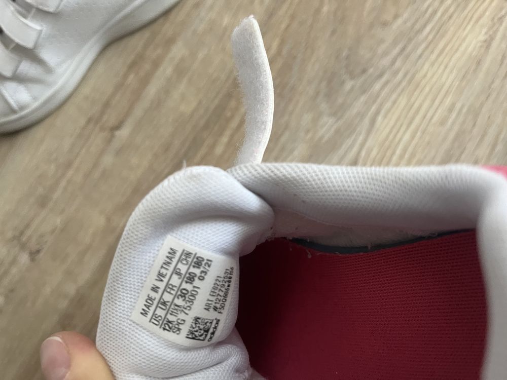Adidas за момиче 30 номер