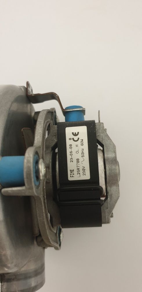 Ventilator 60 W Centrala termica Viessmann WH1B WH0A Wh06