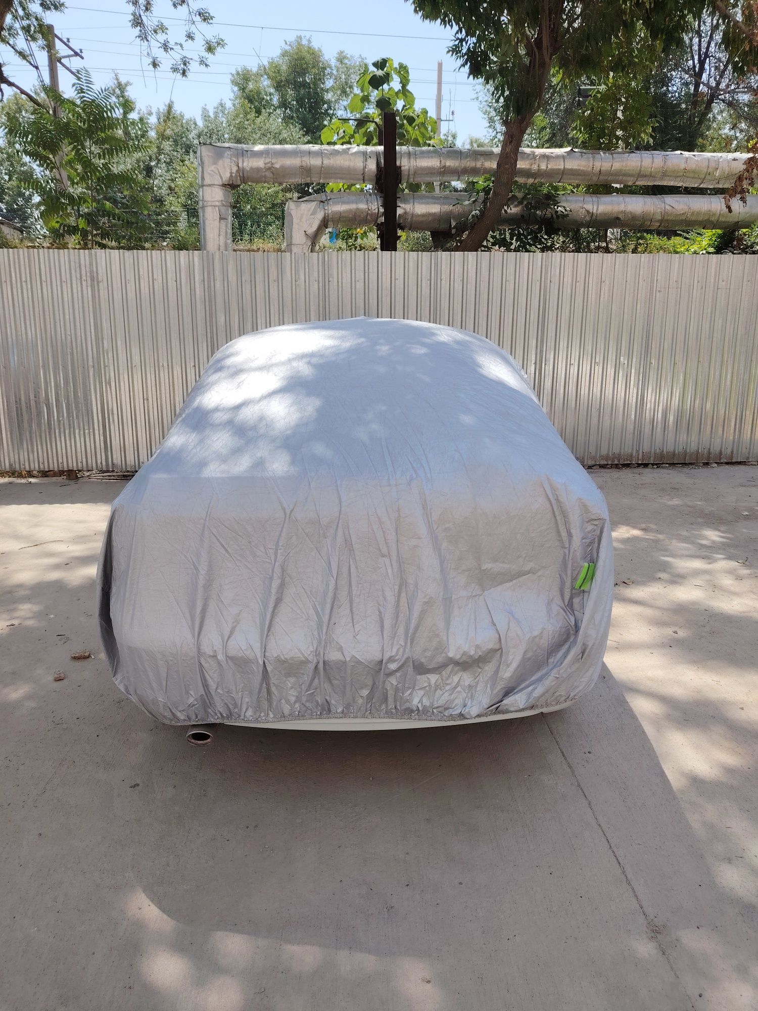 Avtomobillar uchun Yopinchiq aluminum rangda