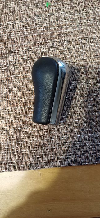 Топка за скоростен лост на Тойота