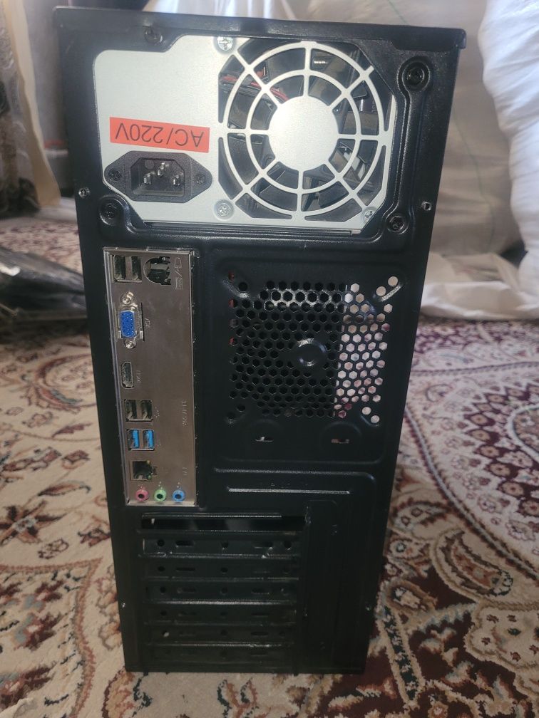 Kampyuter sotiladi i3-2120 keys monitor klviatura mishka bonusda