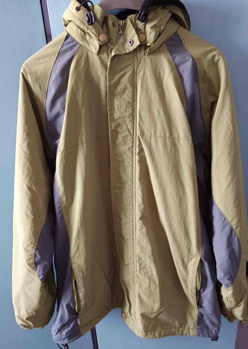 Мъжко спортно яке Evolution в много добро състояние! С полар!