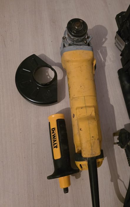 DeWalt DWE4206 polizor unghiular cu fir