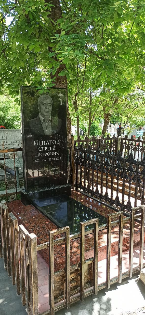Памятники оптовые цены
