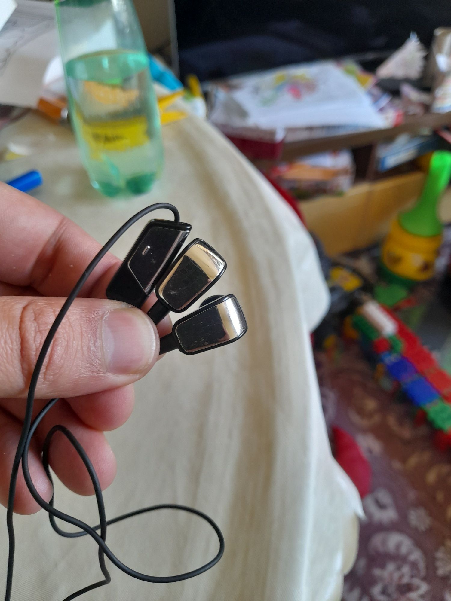 Слушалки  Hands-free Sony , Samsung , Nokia , HP . Чисто нови.