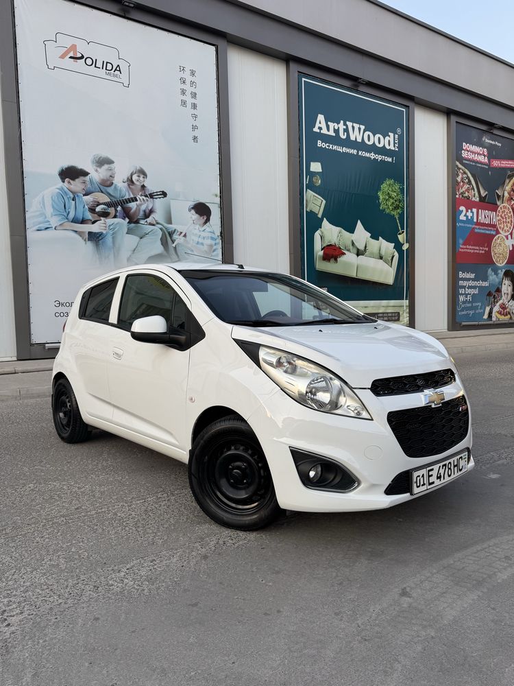 Chevrolet Spark.