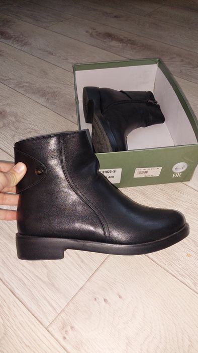 Осенние полусапоги новые