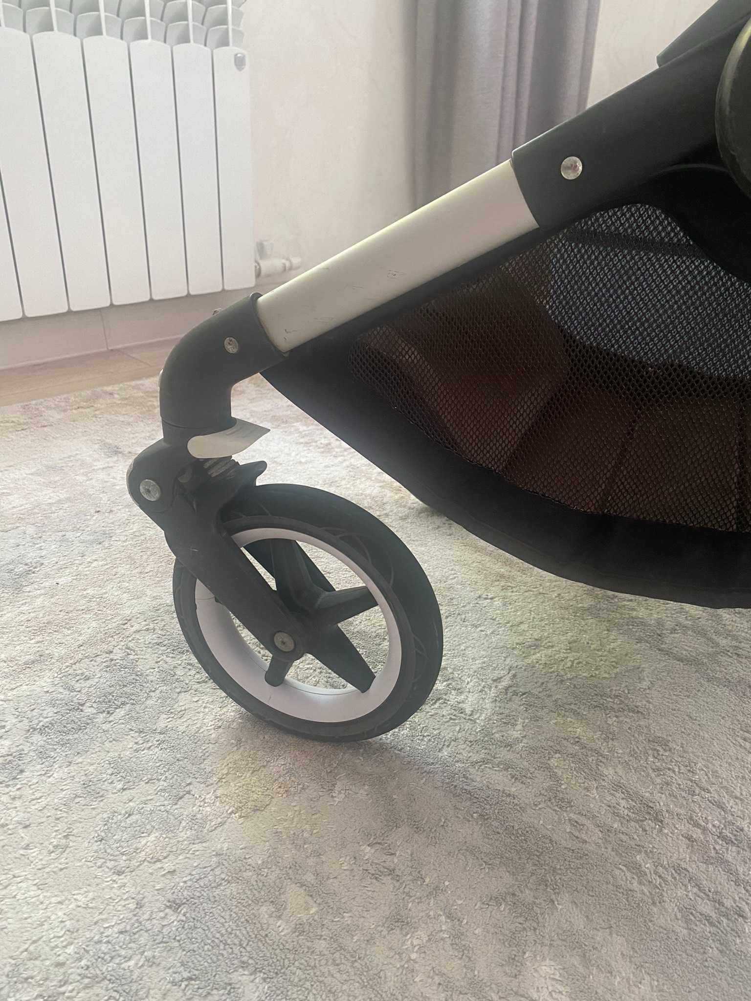 Коляска Bugaboo Fox 2 в 1