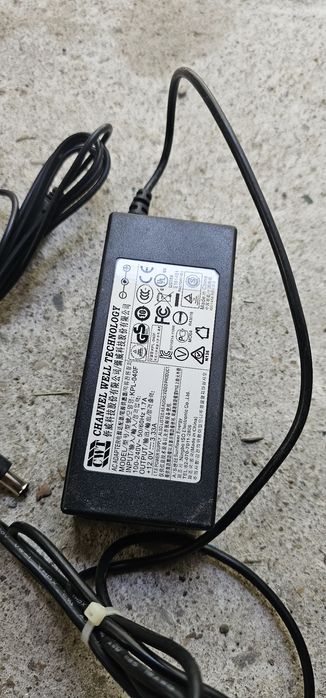 Vand lnb.antena satelit si decodoare