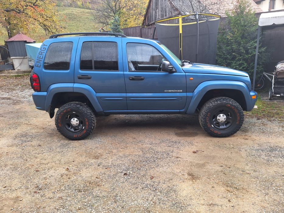 Vand Jeep Cherokee Limited 2.5 Diesel / 145 Cp