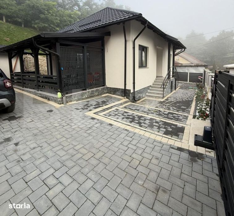 Casa individuala de inchiriat, 2 camere, zona Centru