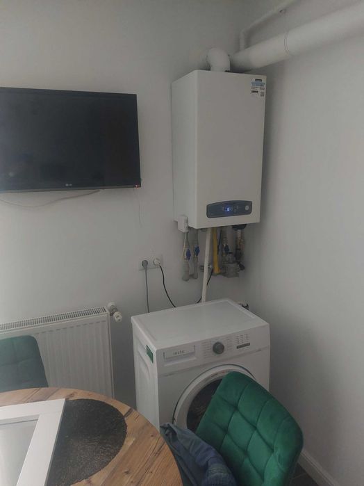 inchiriez apartament 2 camere pe Bilascu,finisat ,mobilat.