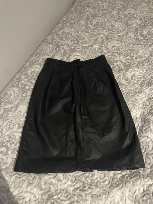 Fusta din piele naturala