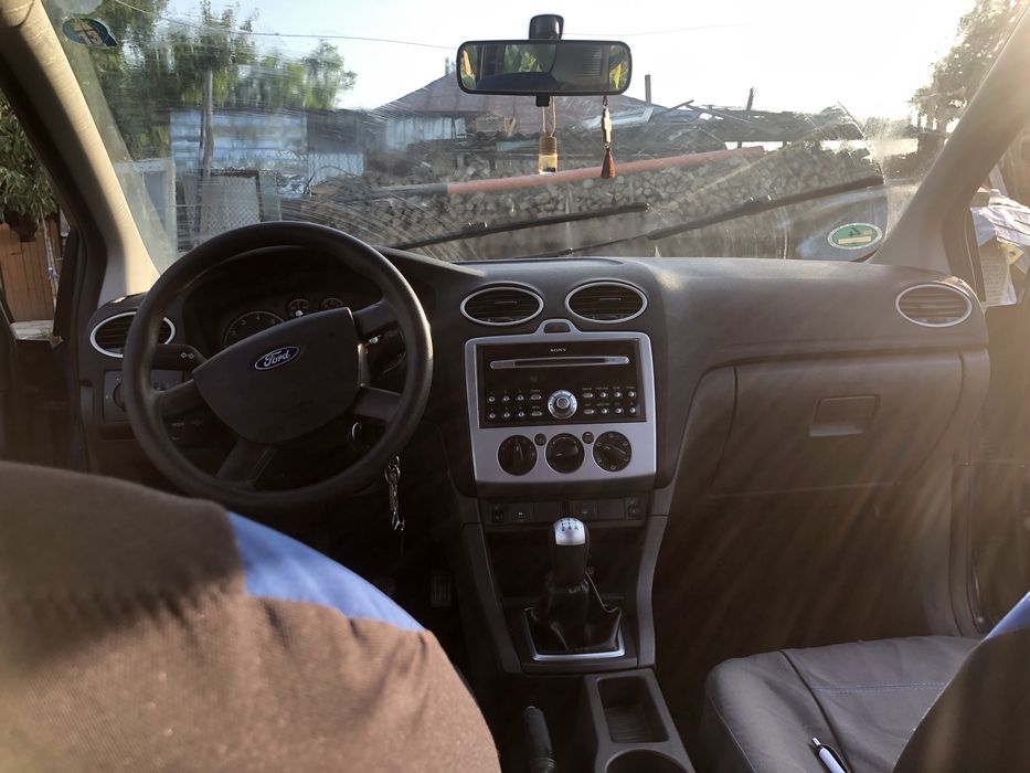 Vând Ford focus 1.6 2005