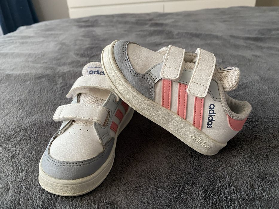 Маратонки Adidas 23н.