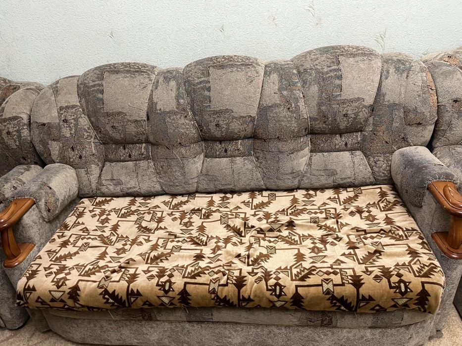 Диван и 2 кресла