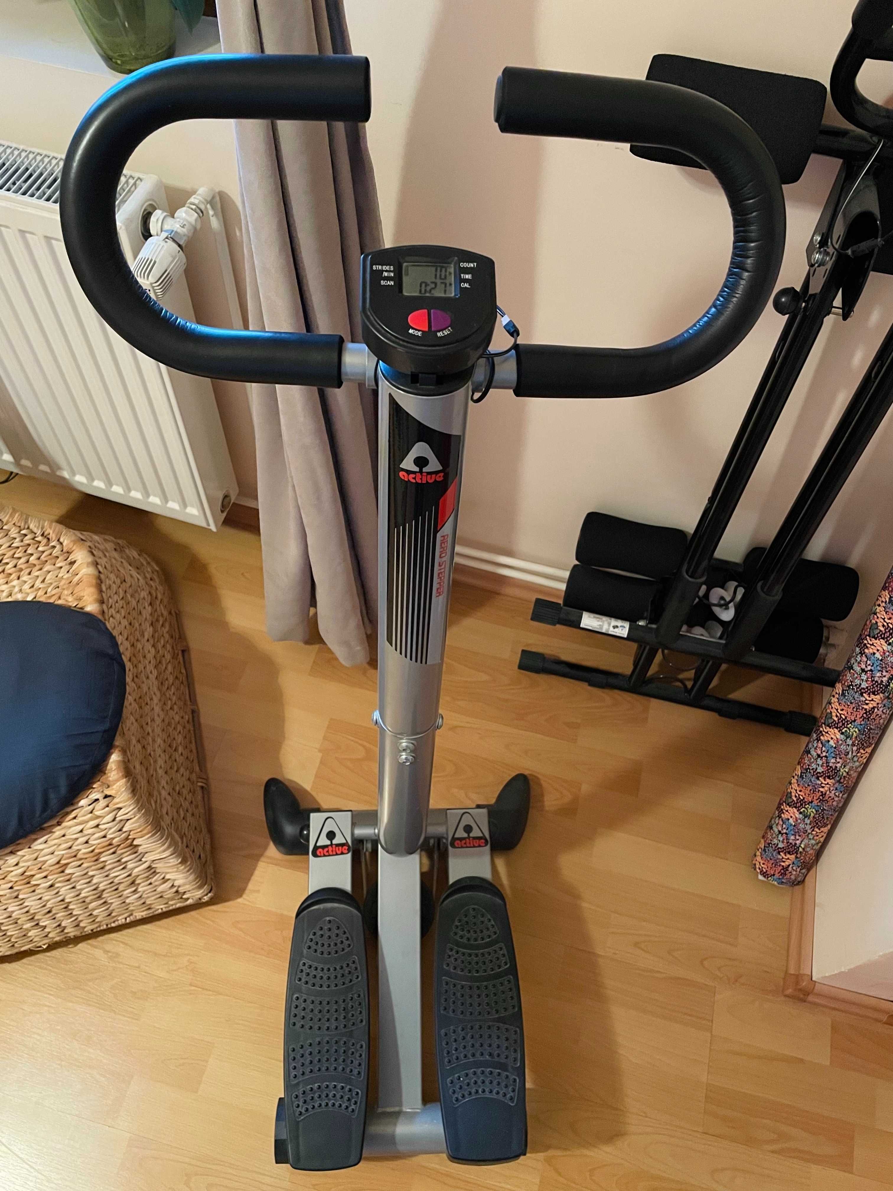 Stepper Active Aero cu Mâner și Monitor LCD pentru Fitness Acasă