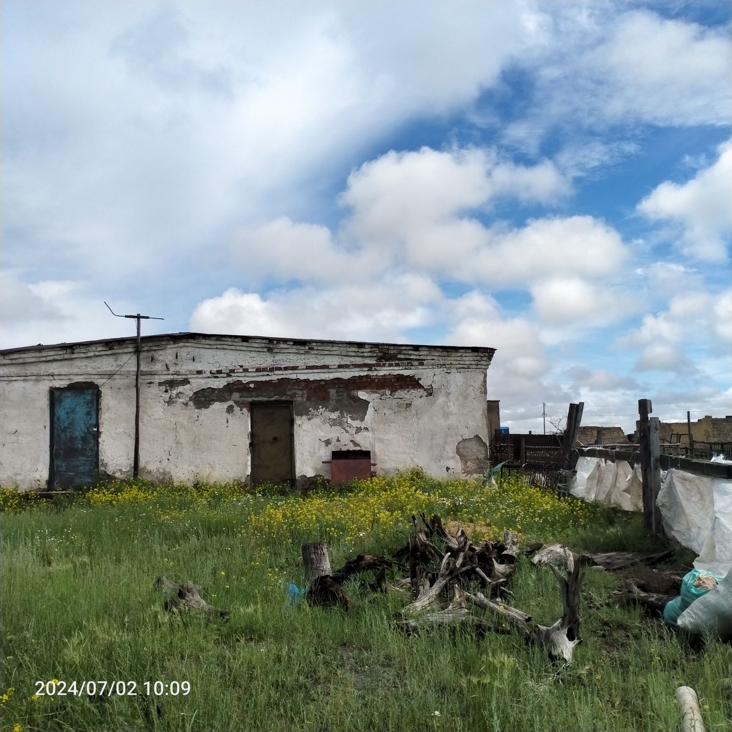 Подхоз в селе Чаглинка,  срочно, торг