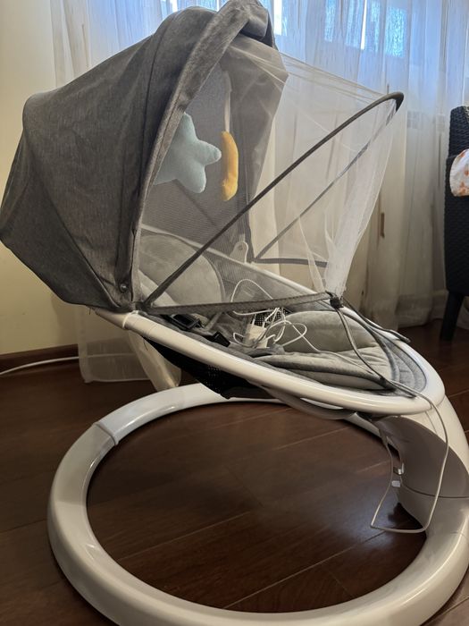 Leagan electric pentru bebelusi