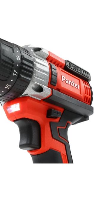 Mașină găurit.însurubat cu percuție