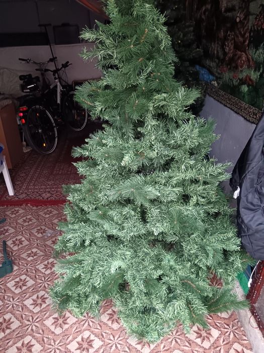 Brad artificial 2,10 cm .