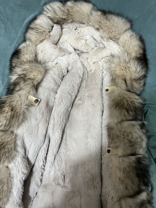 Парка в отличном состоянии М размер 110см