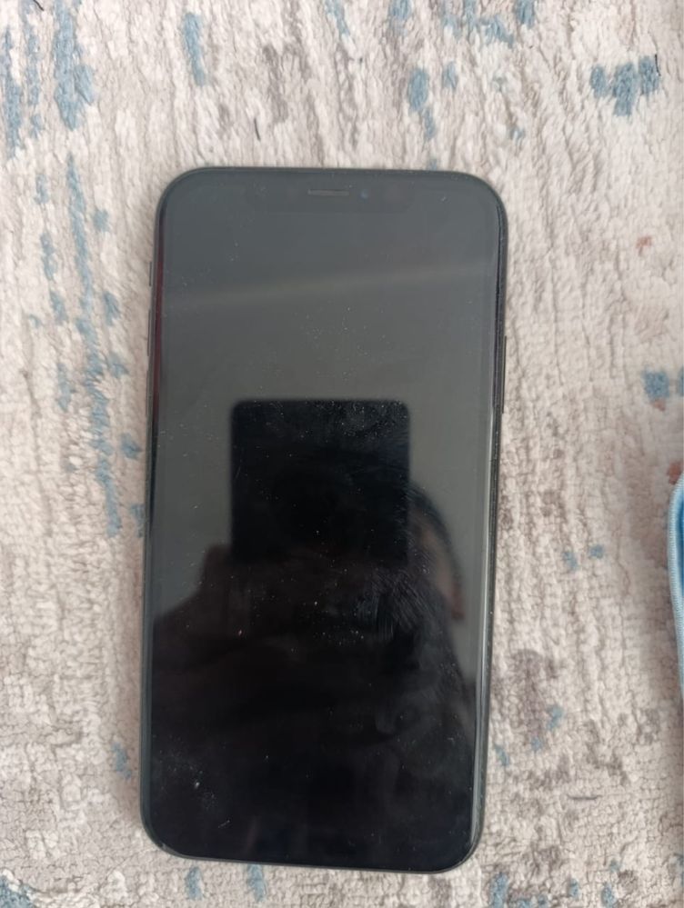 IPHONE XR телефон