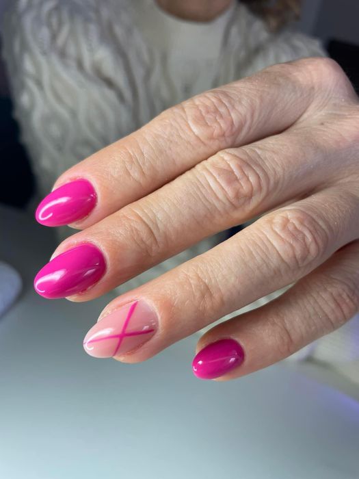 Manichiura femei/barbati /Machiaje