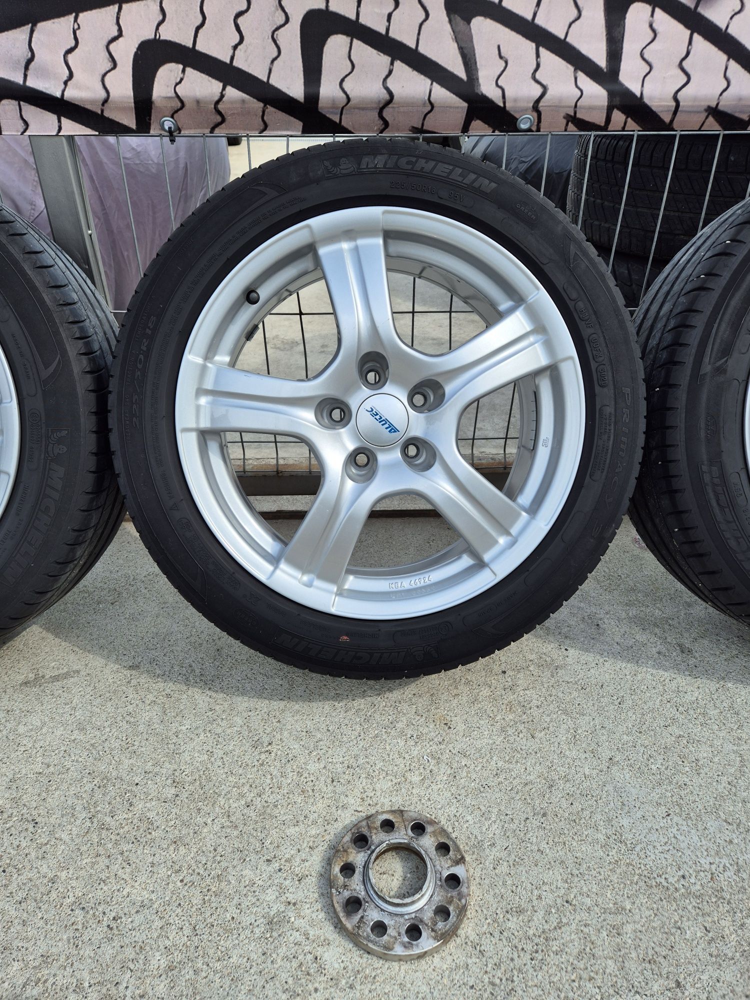 Джанти Alutec  18цола , 5х112 , 8j , et52 , 225/50/18 Mercedes Vw Audi