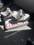 Оригинални GUESS сникърси обути точно три пъти!