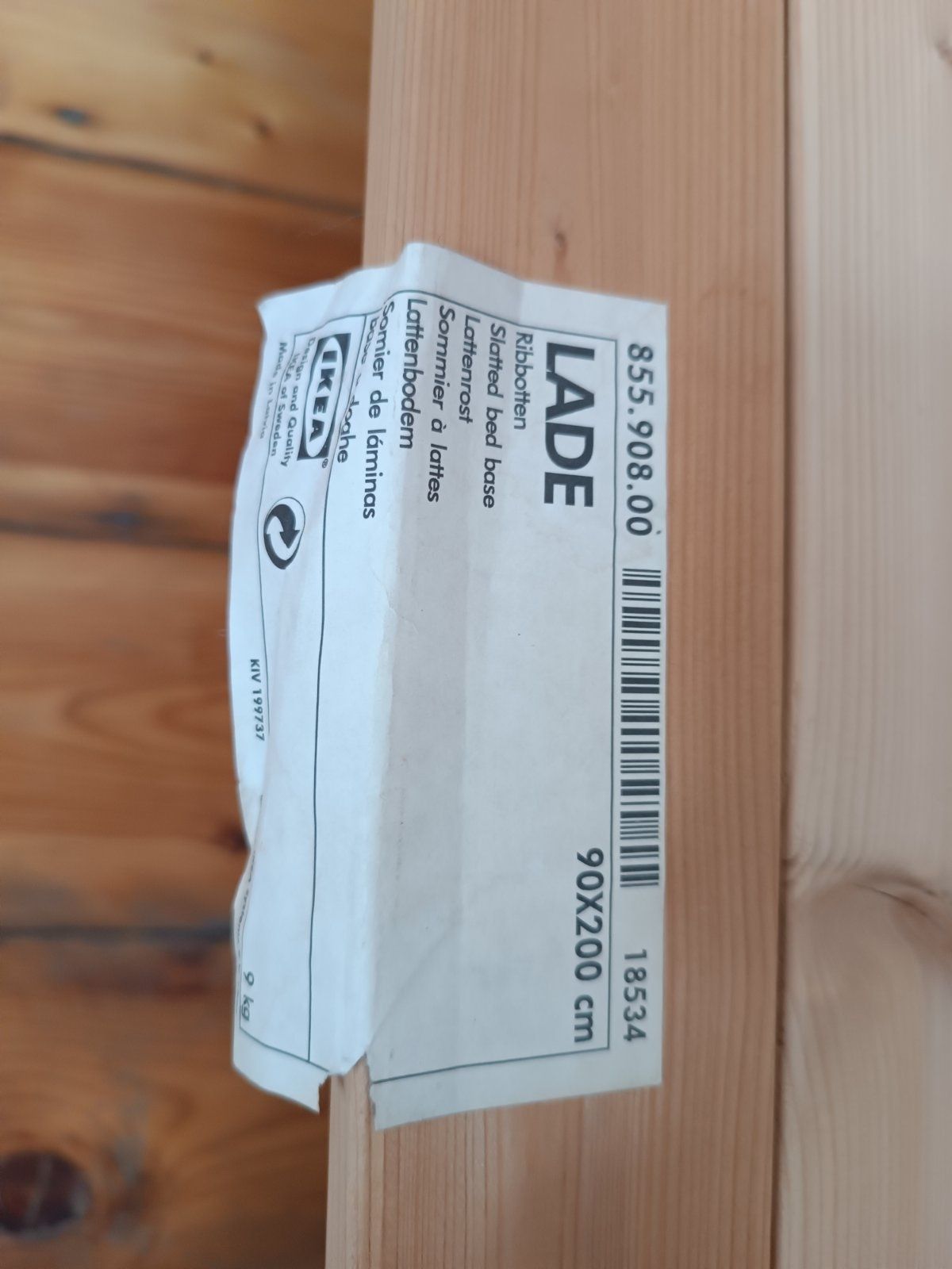 Продавам единично легло !!!