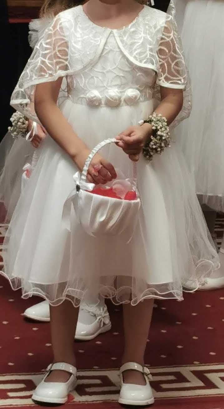 Vand rochita de ocazie cu capă (petrecere, nunta, botez, serbare)