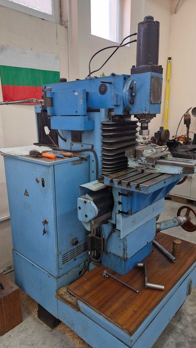 Фреза "Воткинский завод: модел БМ-132 1991г