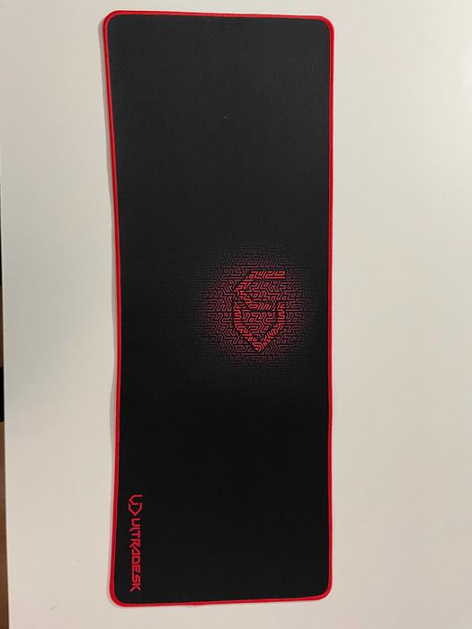 Гейминг подложки Ultradesk