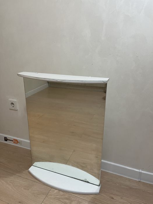 Зеркало для ванной комнаты