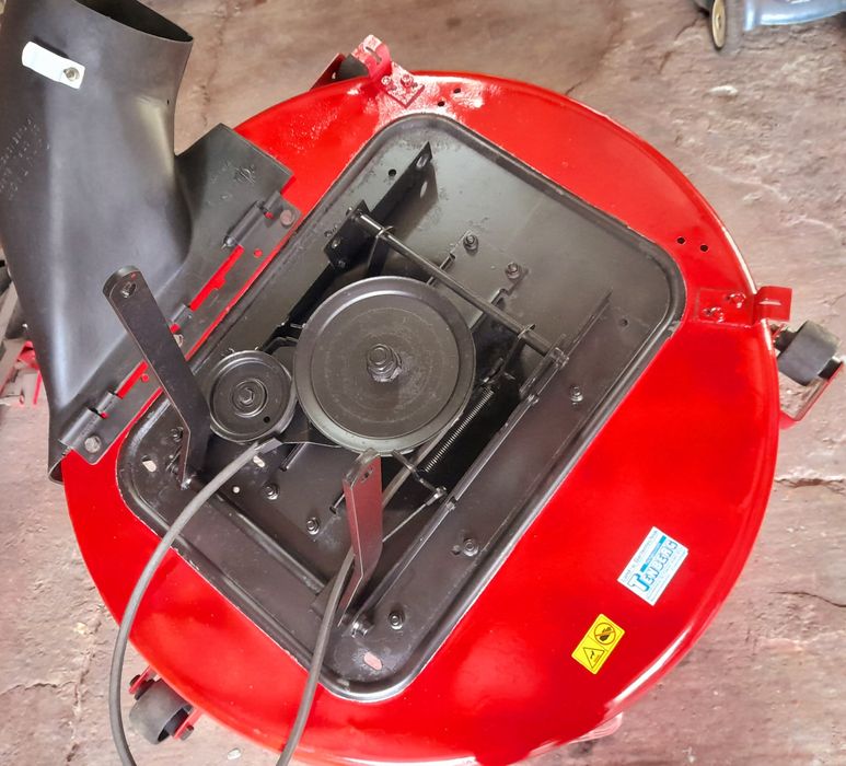 Tractoras tuns iarba SNAPPER LT 12D33 12HP Tecumseh Model USA 85CM