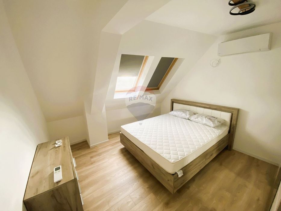 Дава се под наем Тристаен апартамент в Варна, Изгрев - 115 кв.м за 900 € - Снимка #8