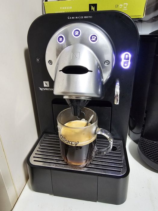 Espressor Nespresso Gemini CS100 PRO profesional, ca nou