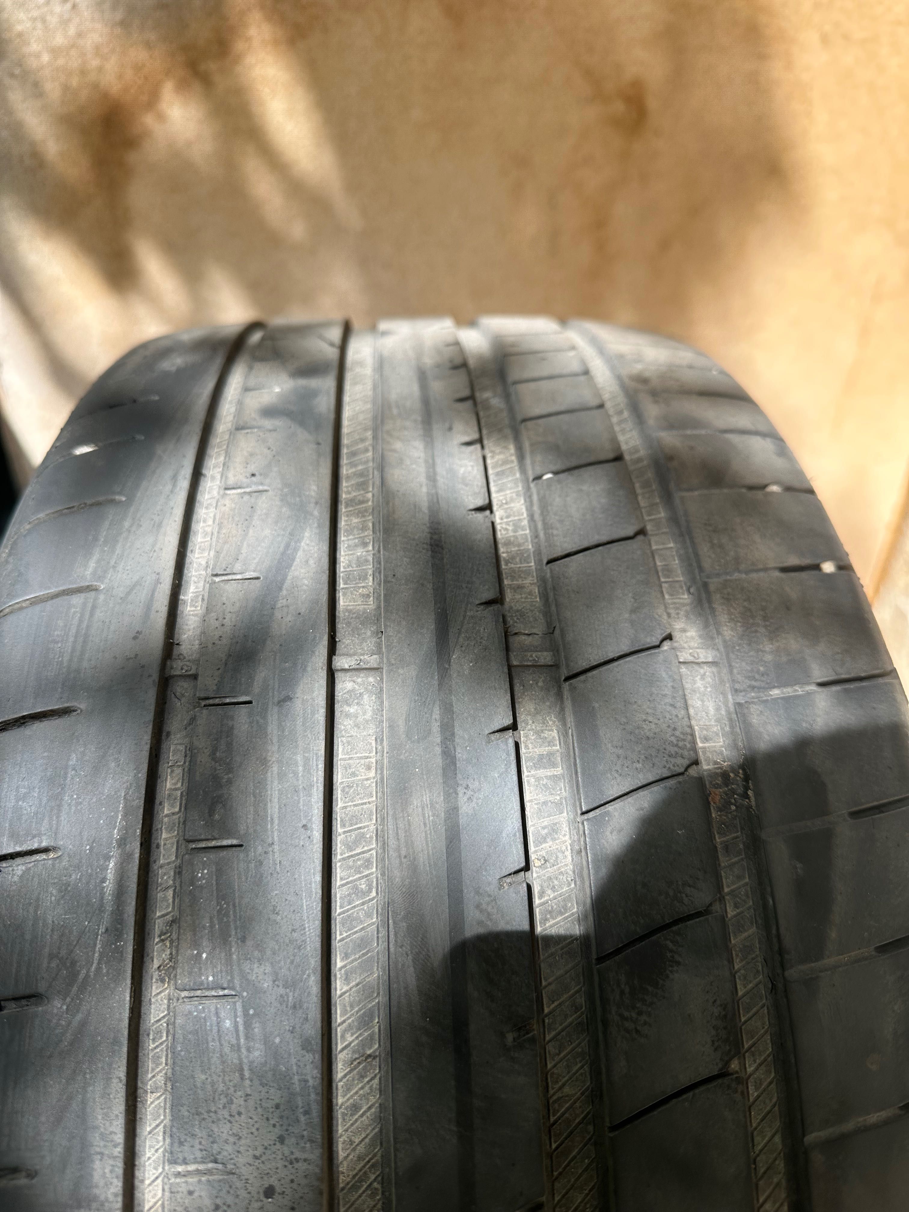 Гуми Good Year Eagle F1 225/40/19 255/35/19