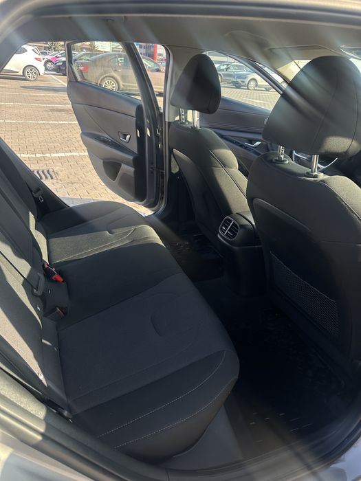 Vand Hyundai Elantra 2022
