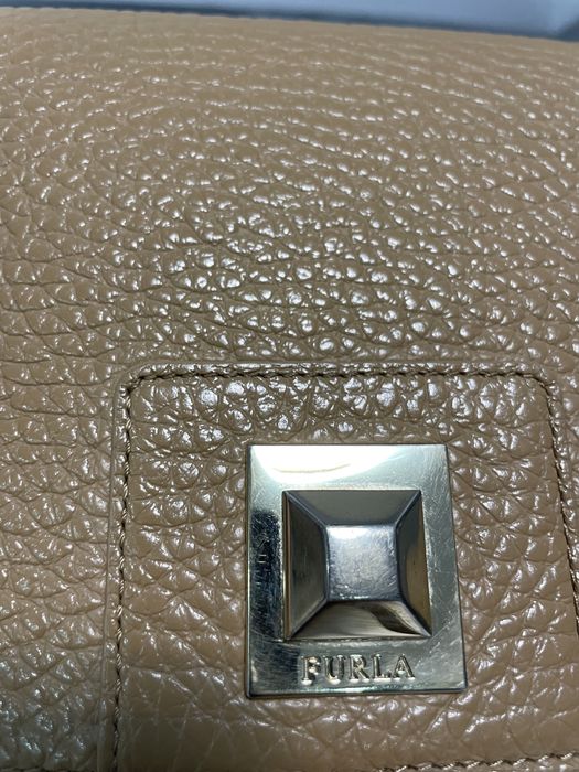 Furla Joann кафява чанта