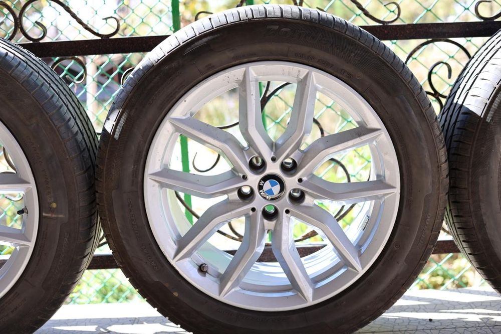 Диски BMW Style 734 — оригинал (R19, G05)

Продаются оригинальные литы