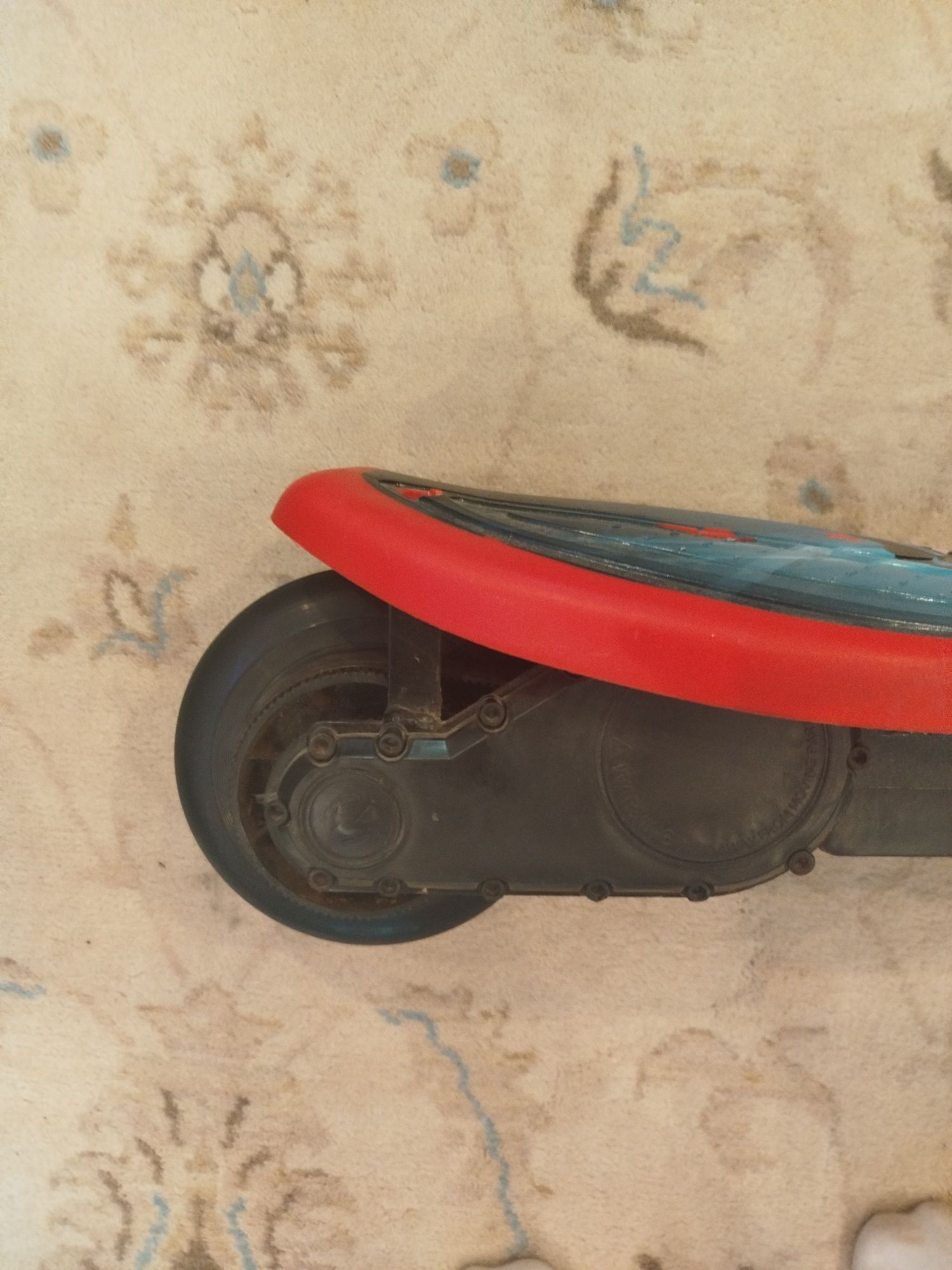 Vând trotinetă electrică pentru copii/adulți E-SCOOTER Born to ride