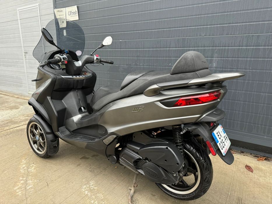 Fun moto vinde Piaggio Mp3 300cm ABS ASR 2018 Permis cat B