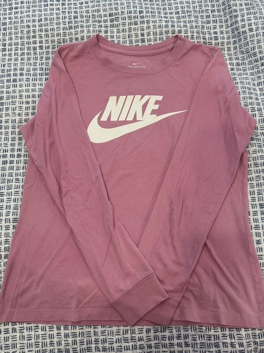 Маркови пуловери и блузони