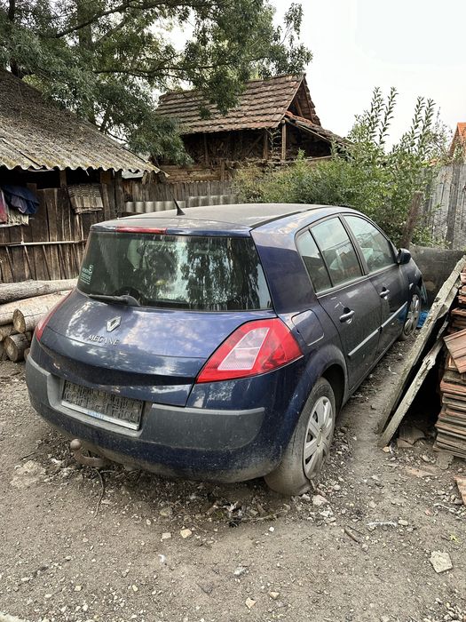 Renault Megane avariat